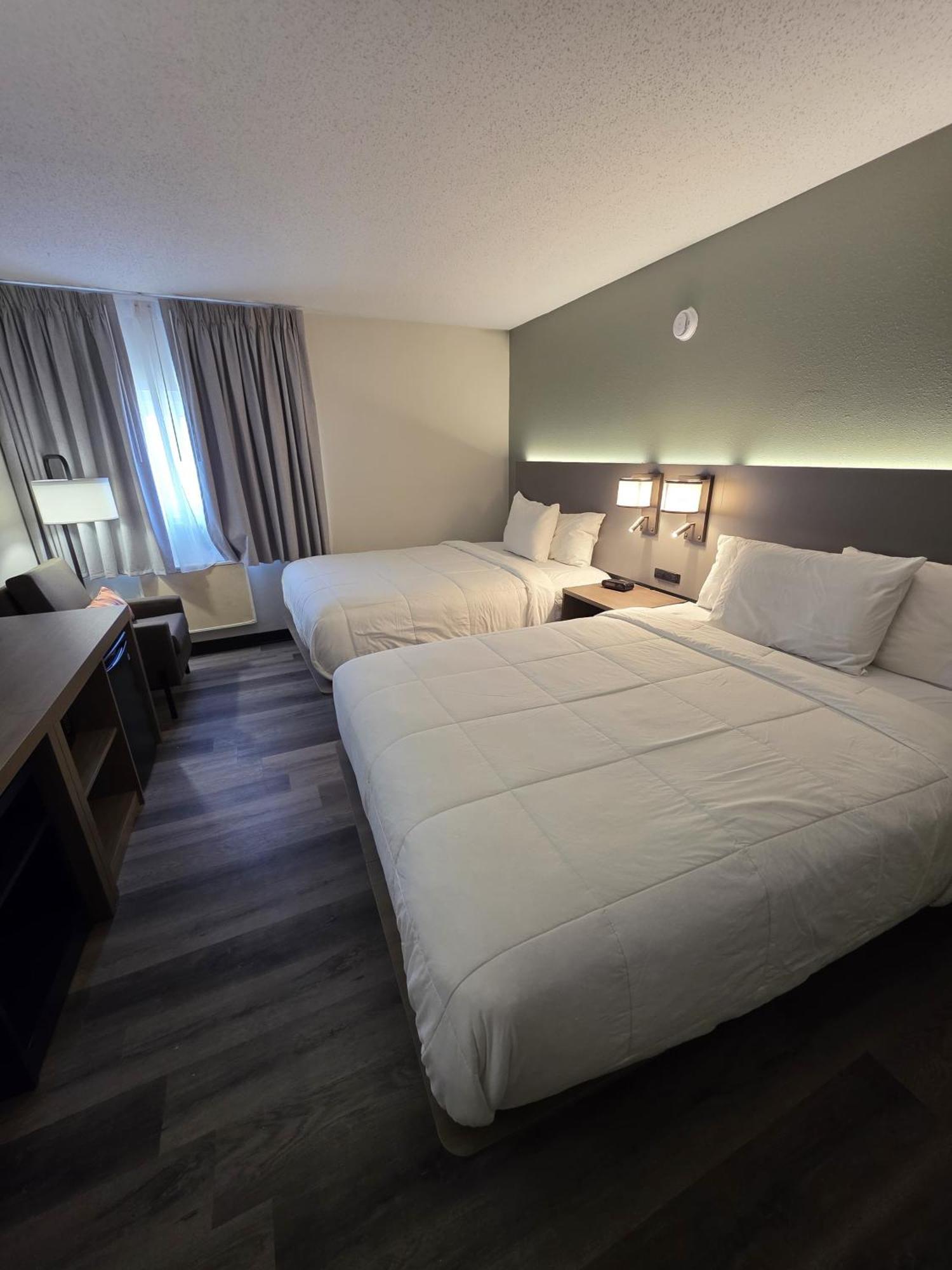 Hotel Dakota Minot